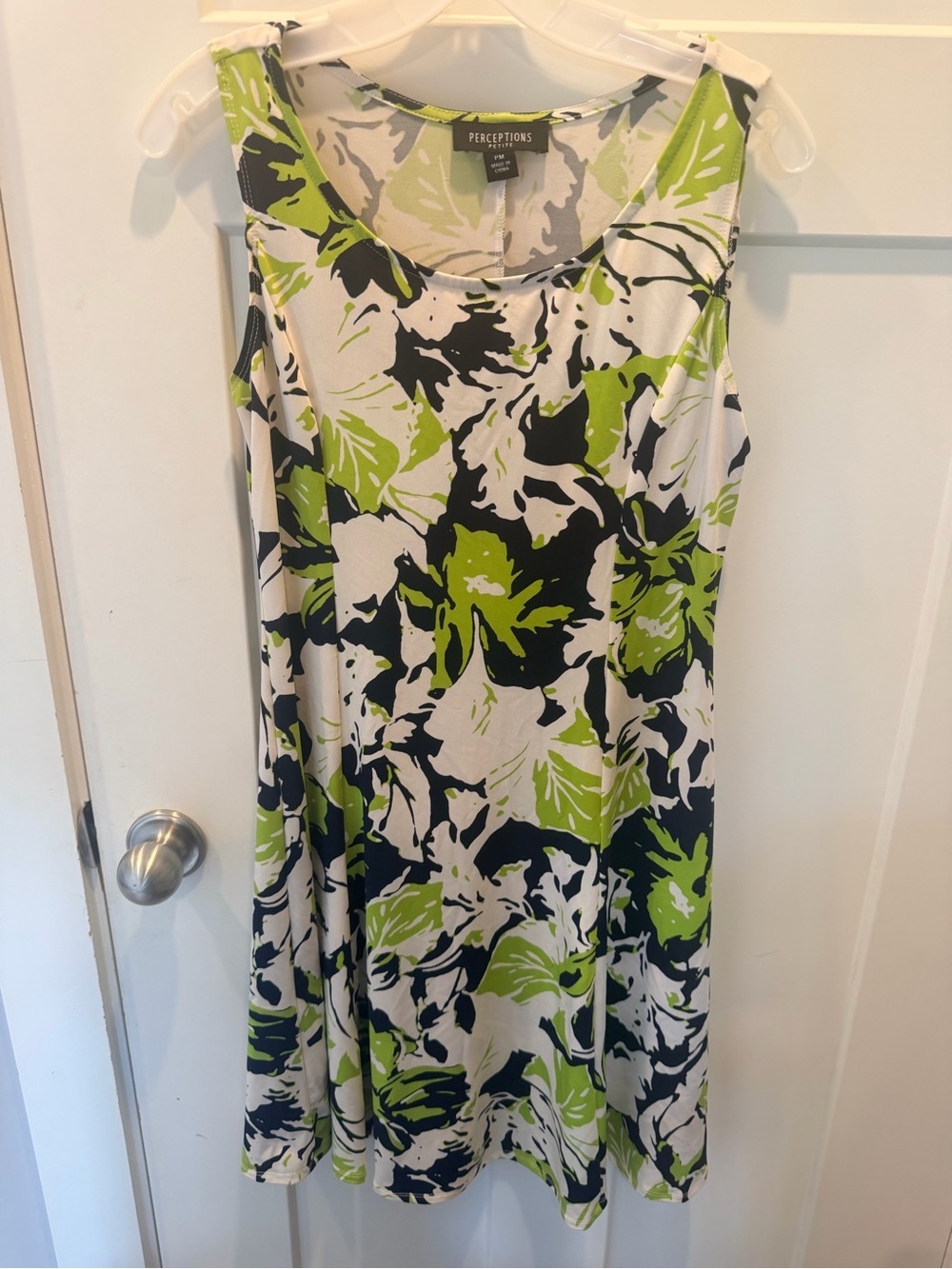 Perceptions Petite PM Floral Sleeveless Swing Dress Green White Navy Stretch